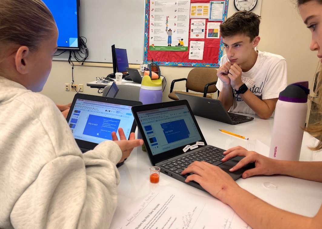 SRMS Library Learning Commons tweet media