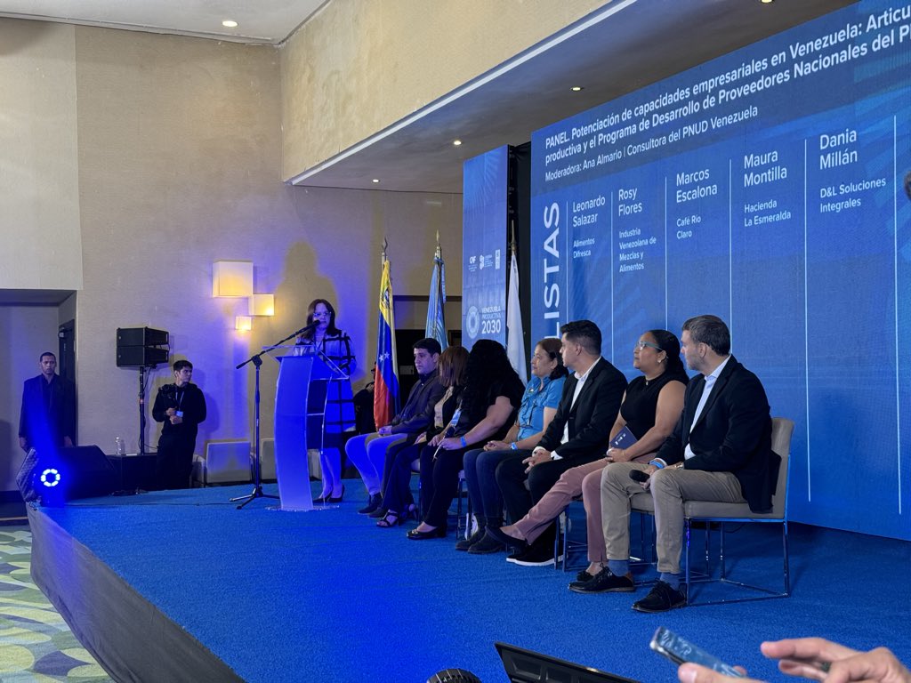 ¿Cómo se potencia el tejido productivo en el país? Hoy exploramos la Articulación Productiva y el Programa de Desarrollo de Proveedores en Venezuela. 🤝

La clave está en fortalecer las capacidades empresariales.

Descubre más en nuestro panel #1 en #VenezuelaProductiva2030.