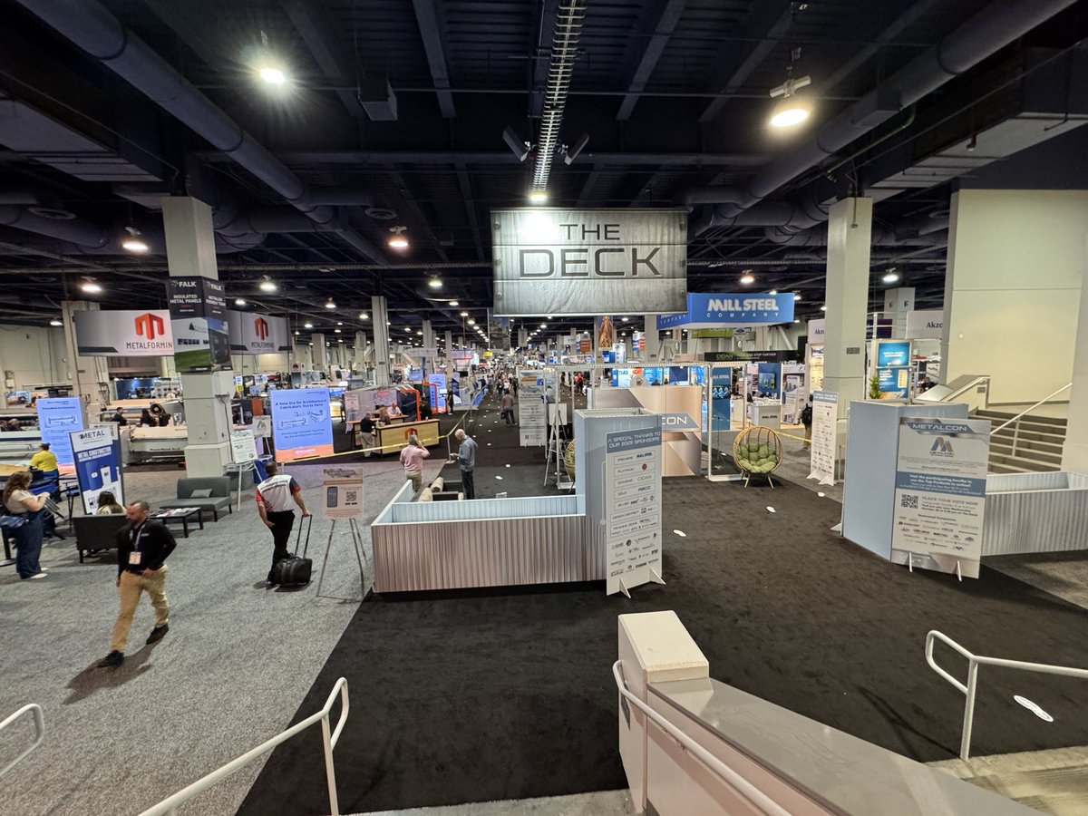 Enjoying <a href="/metalcon/">METALCON</a> drop in and say hello #extrusionsareeverywhere