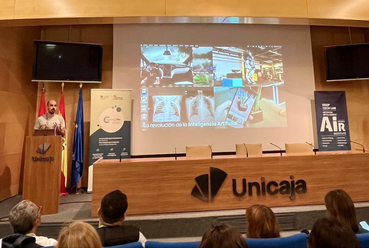 empresasjcyl's tweet photo. 🚘Nuestros #GESTIDI 👩🎓 no han querido perderse el FORO INTERNACIONAL sobre IA que se está celebrando en Salamanca en el marco de #centratec y en colaboración con @TheAirInstitute
Su nueva etapa en empresas requiere estar al día! 😉
Interesante jornada 🤔👏🏽
#ICECYL #talento https://t.co/vfgaY4IauT