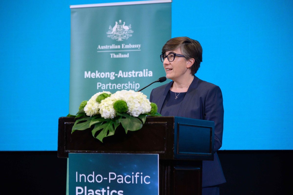 AusAmbBKK's tweet photo. Inspiring pitches from 8🇹🇭🇱🇦 start-ups tackling plastic waste across the Mekong, turning challenges into circular economy solutions.

🇦🇺 is proud to support @CSIRO #IPPIN Demo Day through #MekongAustraliaPartnership, connecting science, policy &amp; business for a sustainable future. https://t.co/2KWGZEUDhY