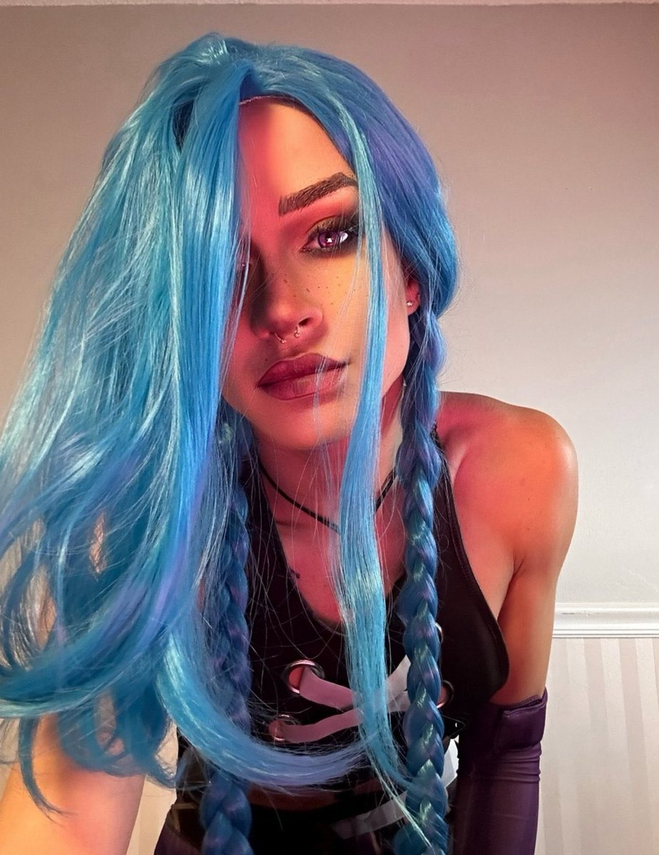 KITTYCLAWED's tweet image. something about owing me a coke, yeah?

(don’t take that literally, i’d never ask that of you 😪)