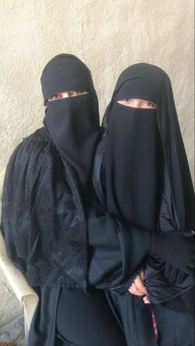 يسار ولا يمين؟ 🤔