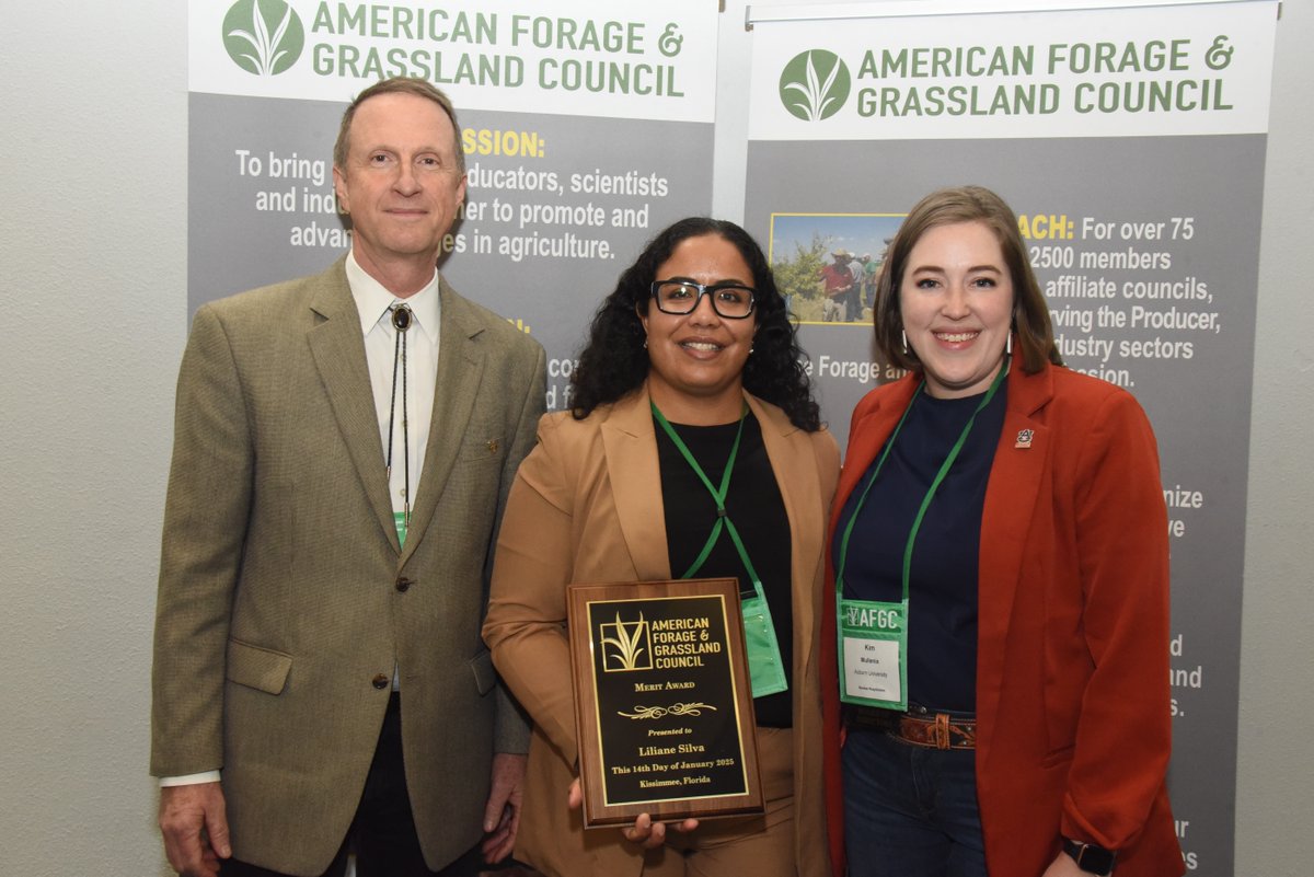 Know a peer who has made remarkable impacts in the forage and grassland industry? Nominate them for the prestigious AFGC Merit Award by November 14, 2025!
loom.ly/5zdRSLQ
#AFGC2026