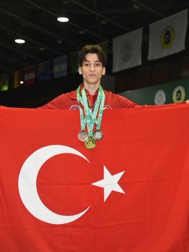 Sakarya’nın Yıldızları Dünya Şampiyonasında Parladı