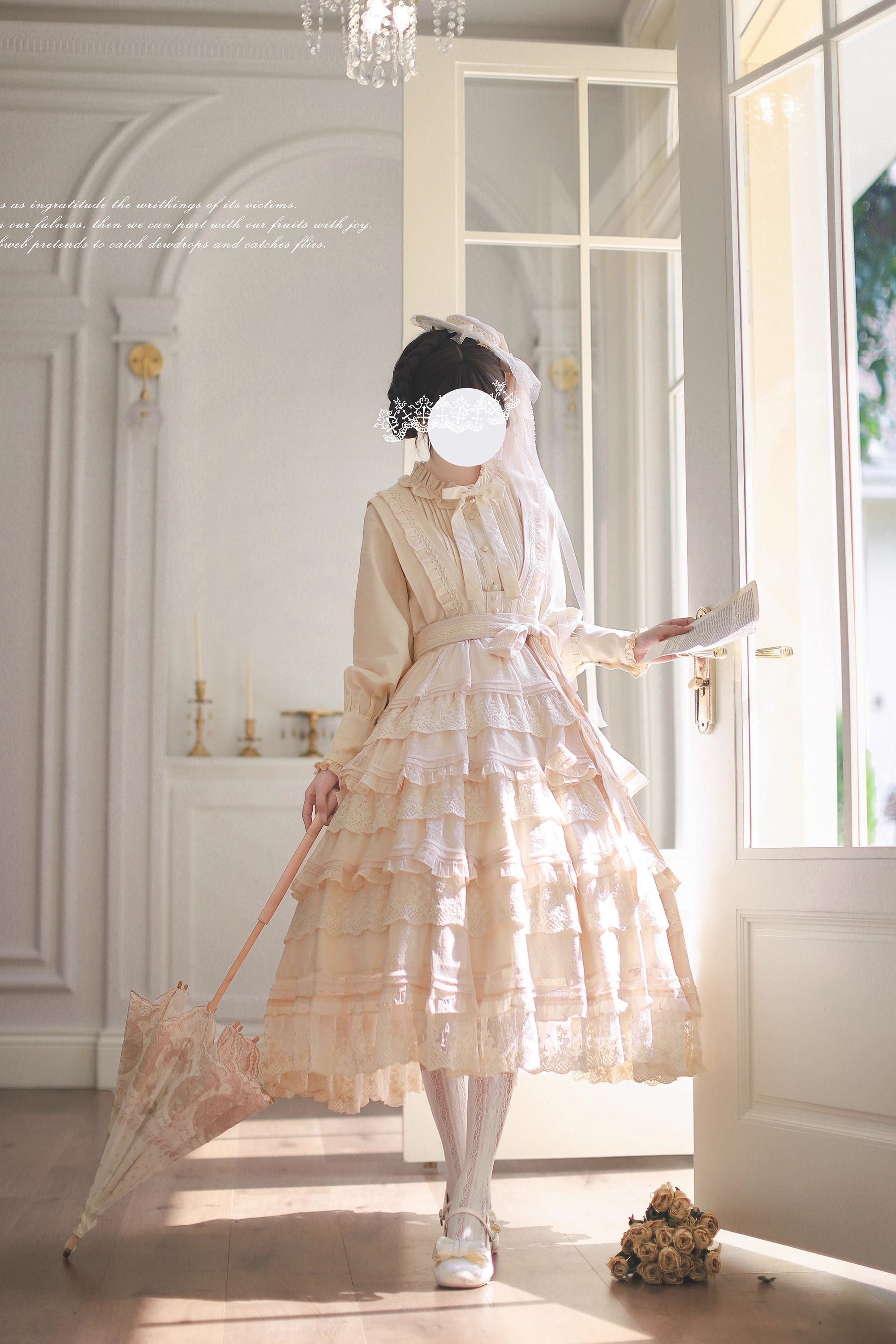 奏鳴曲を奏でる刺繍ジャンパースカートとフリルリボンブラウス 奏鳴曲