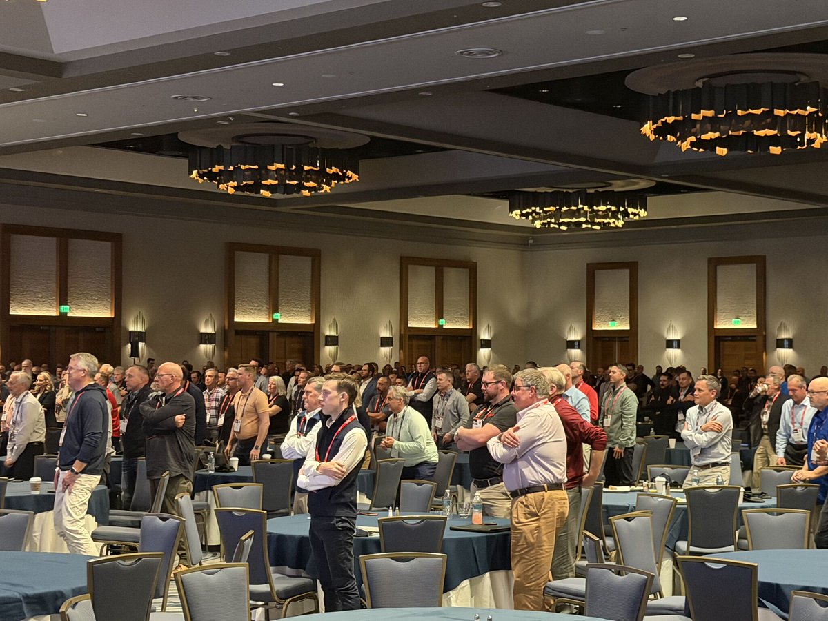 phcppros's tweet image. Kicking off the AD PHCP North American meeting yesterday was a fantastic presentation by four-time Olympic skier Chemmy Alcott. Her message of inspiration emphasized that failure is not failure — it’s a step towards winning. #TheWholesaler