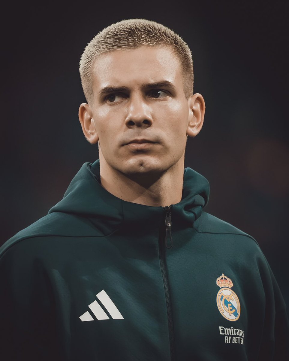 (fan) REAL MADRID FANS 🤍 tweet media