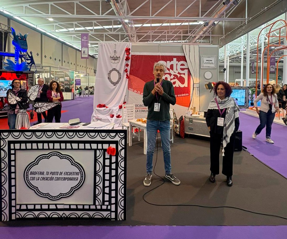 Hoy a las 10:30h hemos presentado en <a href="/mercartes/">MERCARTES</a>  la XXII edición de MADferia, con nuestro gerente, Salvador Sanz, y nuestra directora artística, María Sánchez de la Cruz