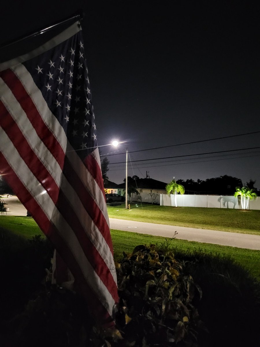Good Wednesday Morning all!  72F and quiet at 0610 in SW Florida