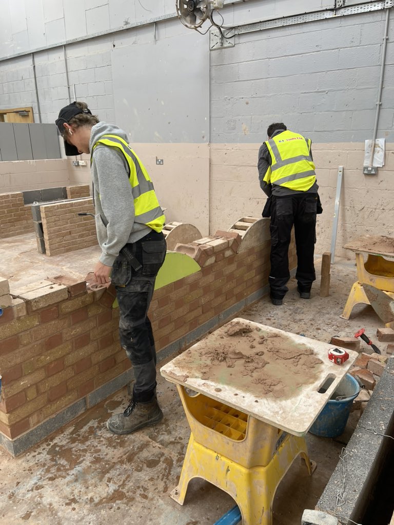 Bershambricks's tweet photo. Great work from
l2 full-time students at coleg cambria bricklaying , learning skills for life @mbhplc https://t.co/qnlGoy4pwR