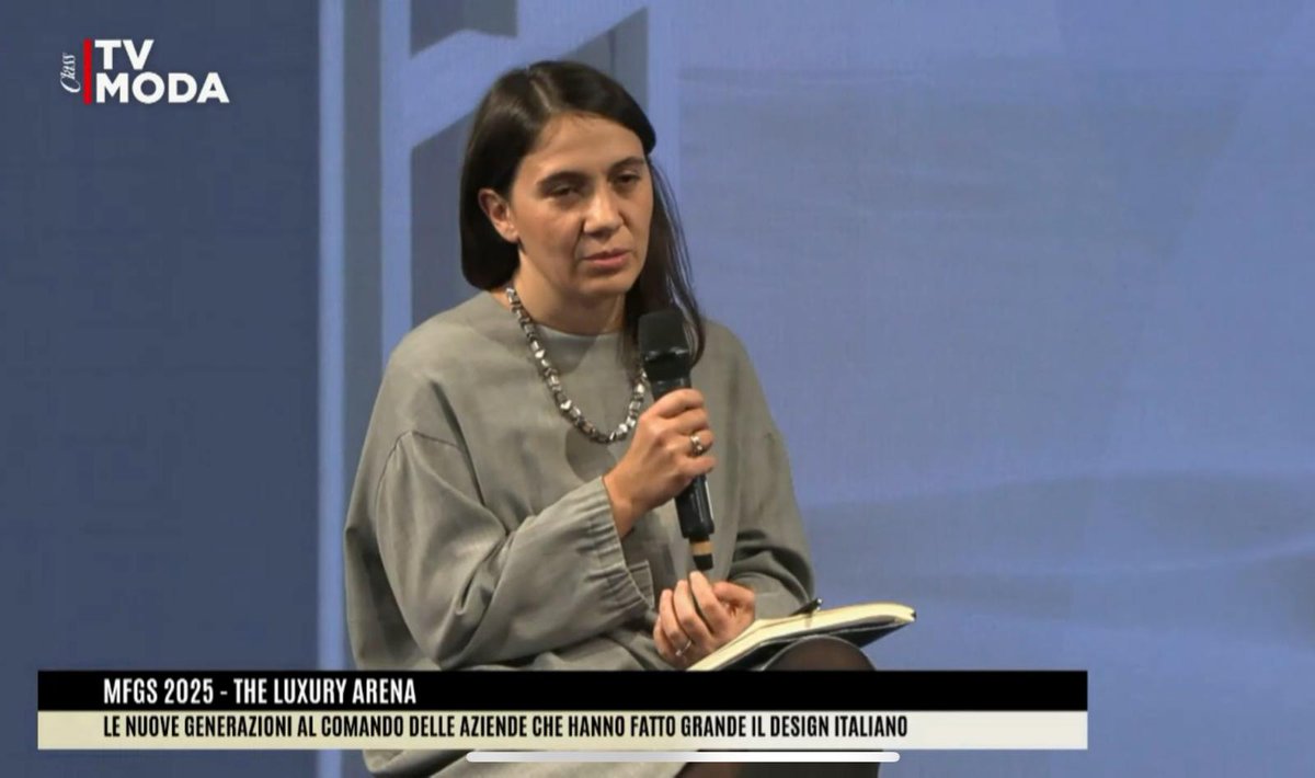 MilanoFinanza's tweet photo. .@maria_porro_ (Direttore Marketing e Comunicazione Porro): «Un buon passaggio generazionale è uno dei maggiori problemi o maggiori opportunità per un’azienda che ha una storicità e vuole conservare proprietà e gestione in famiglia». Qui la diretta: https://t.co/hc348e4xfy #MFGS https://t.co/UvmpmQx2zn