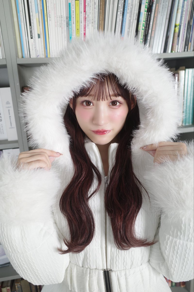 🎀お知らせです🎀 2025 evelyn winter collection❄️ モデルを務め