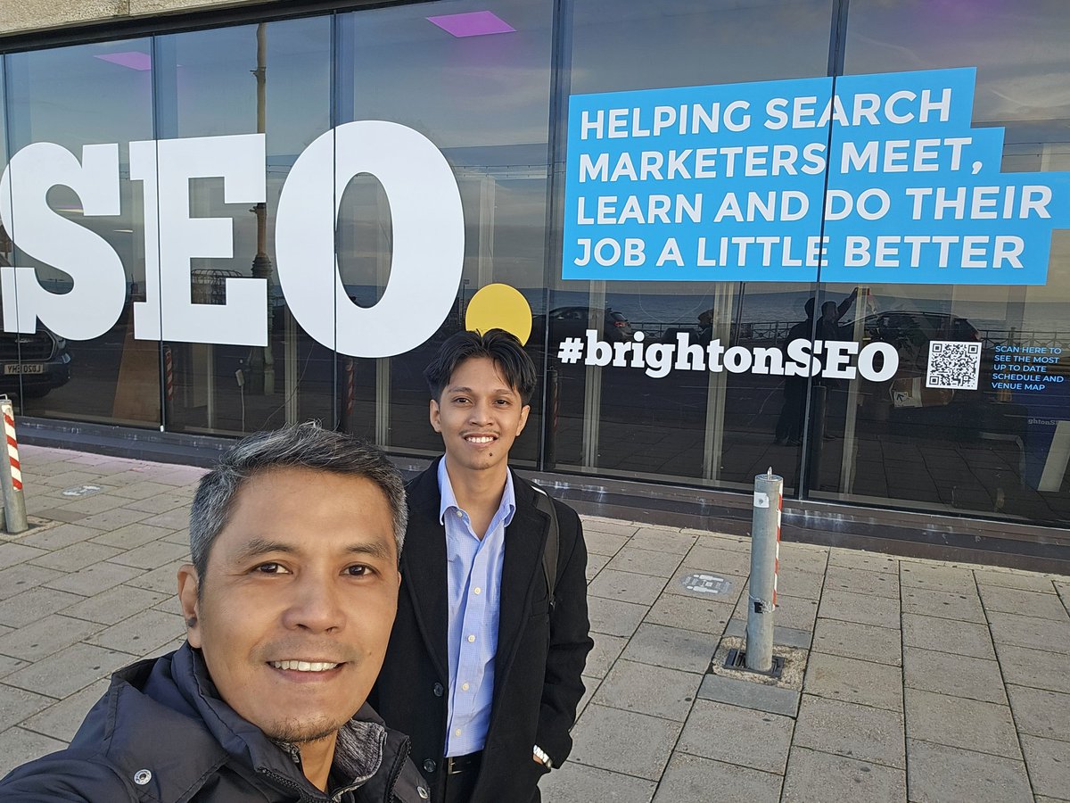RedLettersPH's tweet photo. Training day at #BrightonSEO @MeasureFest @jaspacio https://t.co/EGejtnc8bA