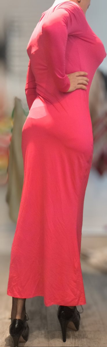 Dieses Kleid und meine Perfektion kosten. Ich bin eure Herrin, eure Göttin. Ihr werdet mich anbeten und mir dienen. Eure Träume gehören mir – und eure Brieftaschen auch. Eure Unterwerfung ist fällig. amazon.de/hz/wishlist/ls…
#Göttin #Anbetung #Findom #FinanzielleHerrschaft #PayPig