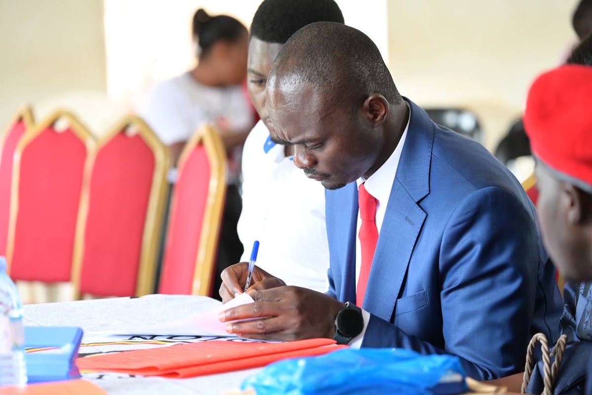 KlaUpdates's tweet image. Bukoto East MP @EvansKanyike has officially been nominated for the same constituency 
#klaupdates