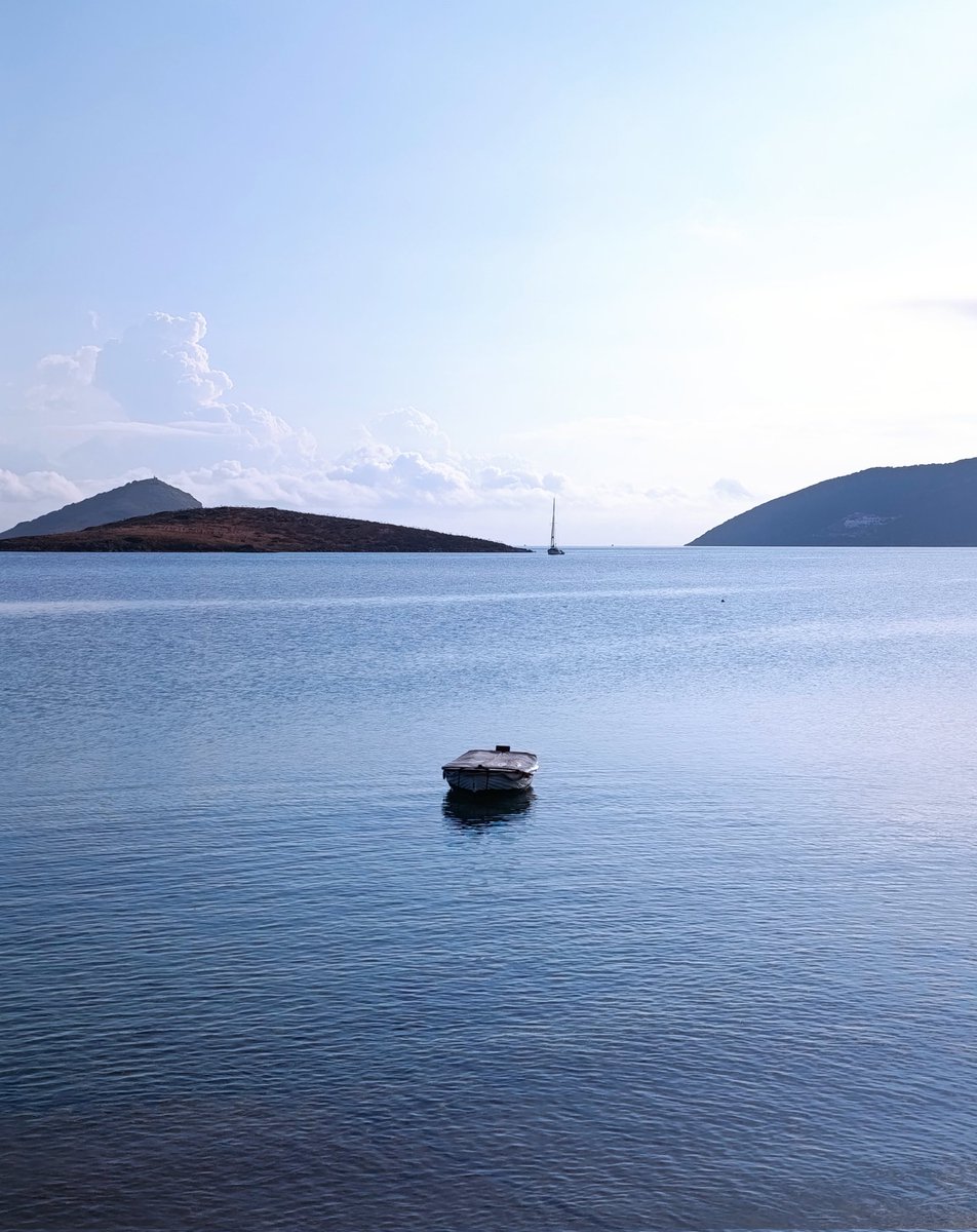 Η θάλασσα το φθινόπωρο σε ηρεμεί περισσότερο... γνώμη μο