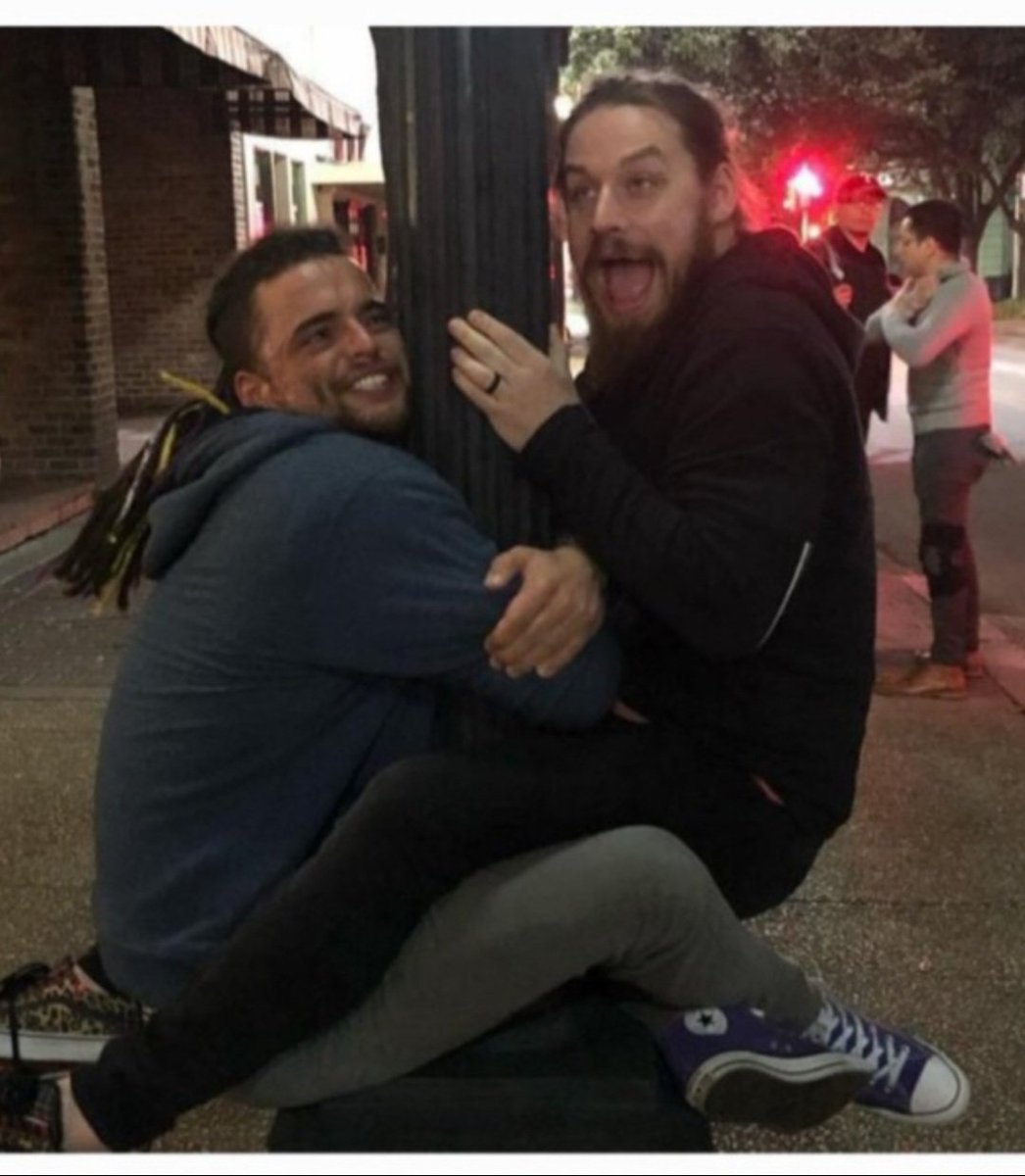 Liliana Rollins, Finlay, Ospreay (@cleop4tr4hla) on Twitter photo Feel like David and Juice are scissoring right here ๐คญ Feel like David and Juice are scissoring right here ๐คญ