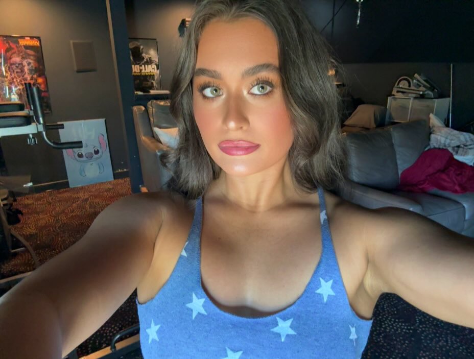 Lauren Maxwell tweet media