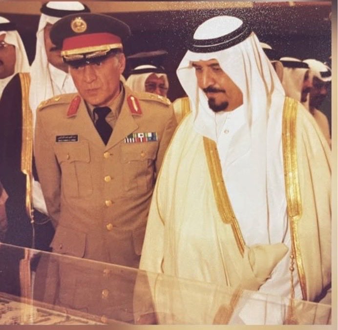 SaudiNews50's tweet image. اللواء الطبيب عبدالحميد بن محمد الفرائضي في ذمة الله..

انتقل إلى رحمة الله اللواء الطبيب عبدالحميد بن محمد الفرائضي، أحد رجالات وزارة الدفاع، ومدير عام الخدمات الطبية للقوات المسلحة سابقًا، بعد مسيرة مهنية حافلة بالعطاء امتدت لأكثر من أربعة عقود في خدمة الوطن والطب العسكري.…