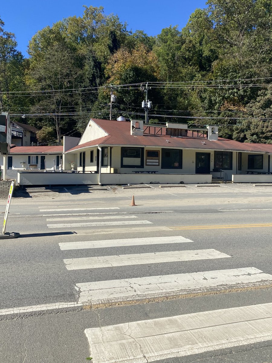 JimPopa16's tweet photo. Hotels, motels, and restaurants… many still closed a full year after the storm.

Lake Lure was built on tourism.
Fans of Dirty Dancing still travel here.

But they arrive to find:
❌ No lake
❌ No tours
❌ No support

FEMA approved $2.5M+.
The Flowering Bridge rebuild? CANCELLED.