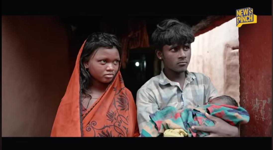 _kumbhkaran's tweet image. अभिनव पाण्डेय की मुसहरों पर बनाई डॉक्यूमेंट्री देखी। यह सच्चाई इतनी भयावह है कि कुछ कहते नहीं बनता। सोचिए इस देश में एक ऐसा समाज है जहां 14 साल की बच्ची को बच्चा हो जाता है। इस देश में एक ऐसा समाज है जो चूहा खाने पर मजबूर है। जिनके पास घर के नाम पर एक छोटी सी जमीन है वो भी शायद…
