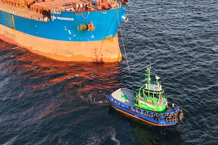 GİSAŞ : “fosil yakıt sürdürülebilir değil”

GİSAŞ Genel Müdürü Türkan Manasır Öz, elektrikli römorkörlerinin Tuzla Limanı'nda yılda 210 ton karbonu engellediğini bildirdi.

haberdenizde.com/denizde-gundem…

#elektriklirömörkör 
#GİSAŞ #Karbonemisyonu #MuratKıran