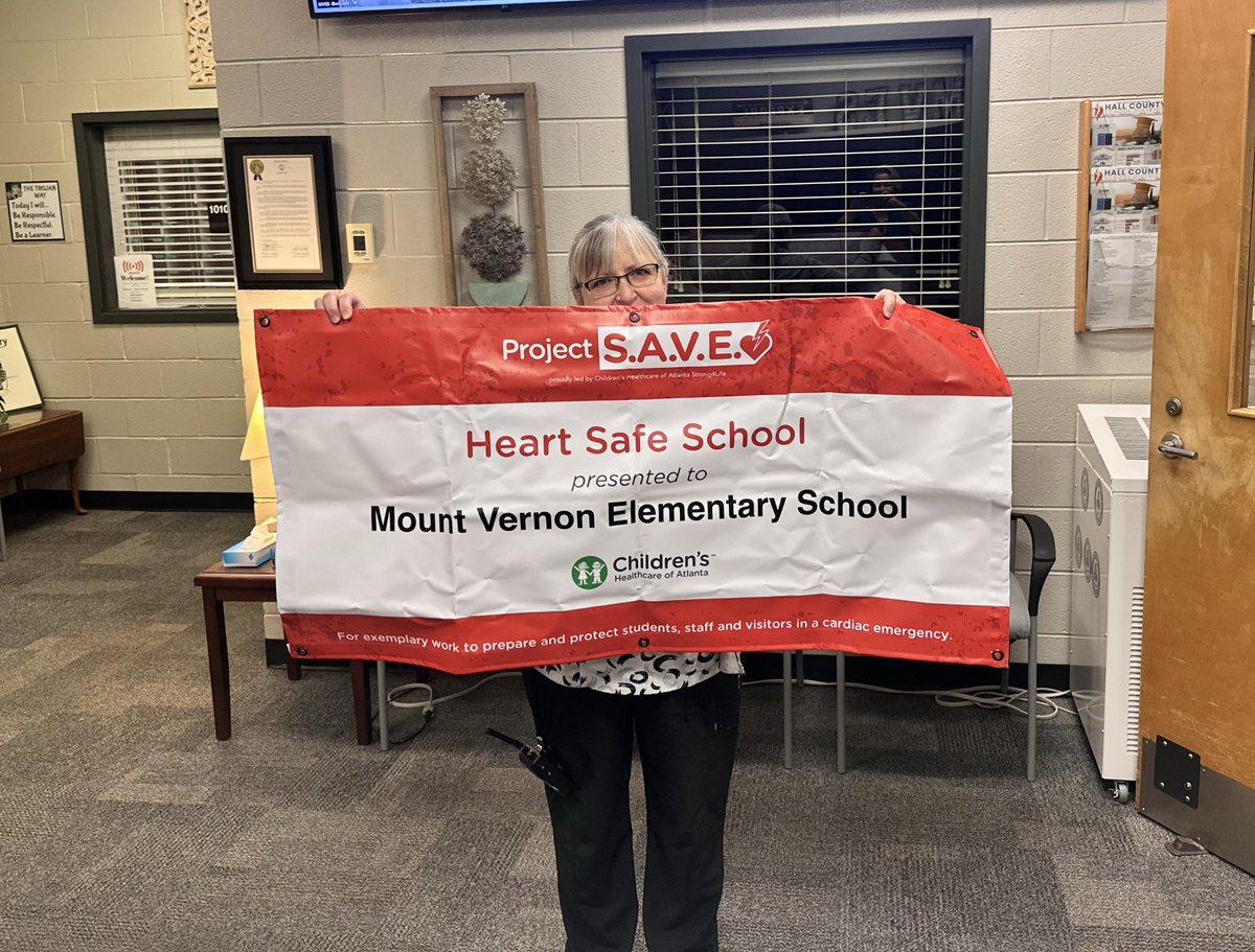 MVESGainesville's tweet image. We are excited to be a #HeartSafe school! ❤️👏🌟 @Hall_Schools #ProjectSAVE