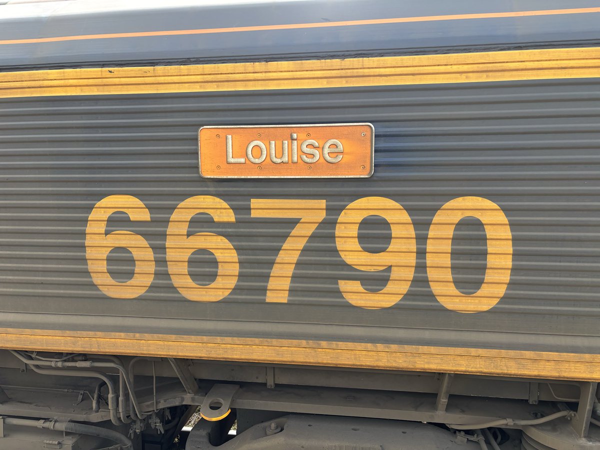 Lowestoft Central (@lowestoftcentr1) on Twitter photo Visitor into Platform 4 at #Lowestoft today, <a href="/GBRailfreight/">GB Railfreight</a> 66790 Louise on a trip from #Whitemoor Yard via <a href="/WherryLines/">Wherry Lines</a> Visitor into Platform 4 at #Lowestoft today, <a href="/GBRailfreight/">GB Railfreight</a> 66790 Louise on a trip from #Whitemoor Yard via <a href="/WherryLines/">Wherry Lines</a>