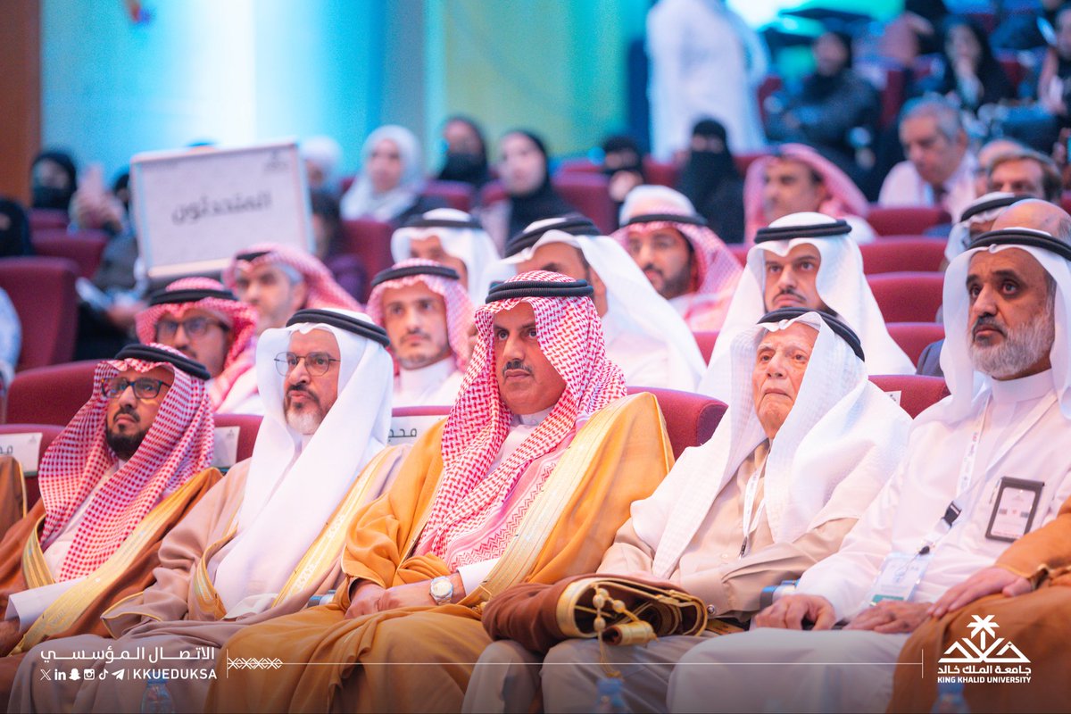 kkueduksa's tweet photo. برعاية سمو أمير منطقة عسير، افتتح معالي رئيس #جامعة_الملك_خالد أ.د.فالح بن رجاء الله السلمي اليوم #مؤتمر_التعليم_الطبي2_KKU الذي يستمر على مدى يومين، كما اطّلع على معرض الملصقات البحثية والمعرض المصاحب للمؤتمر، بمشاركة نخبة من المختصين في التعليم الطبي من مختلف دول العالم.. https://t.co/dNrbIy8dCP
