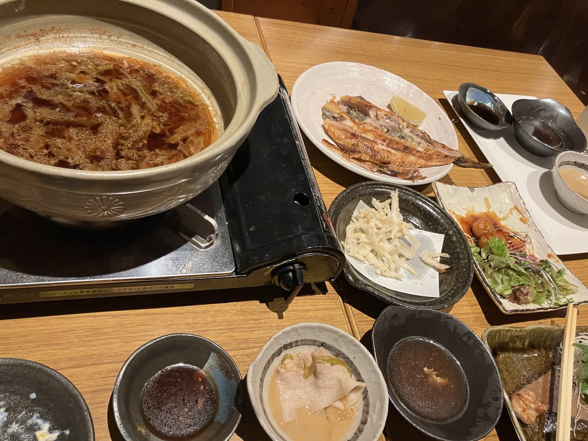 はむたろーおタバコ🚬吸いに行ったのでこっそり食べかけ🤭
