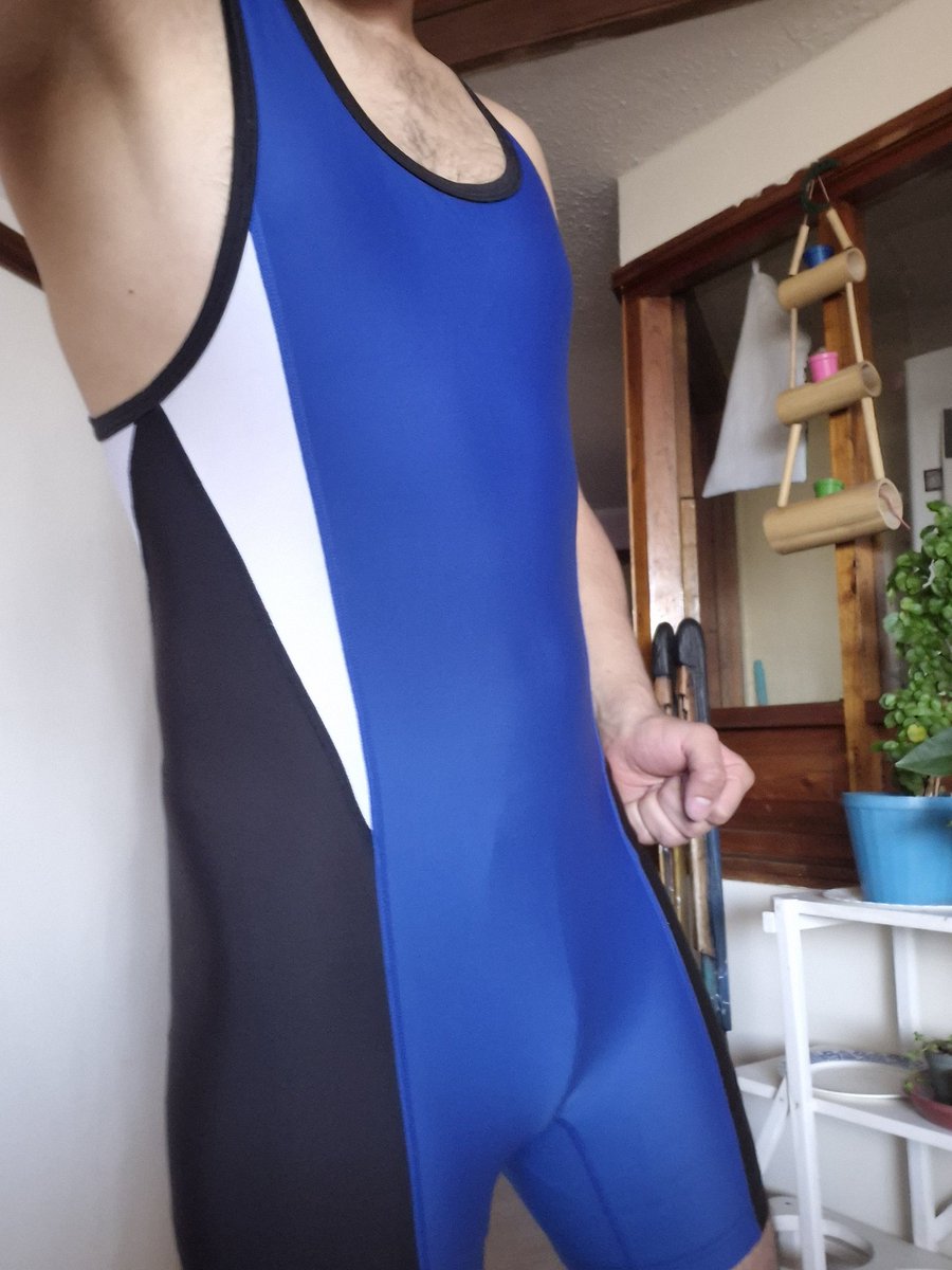 devvulp's tweet image. Another Wednesday, another wrestling session.