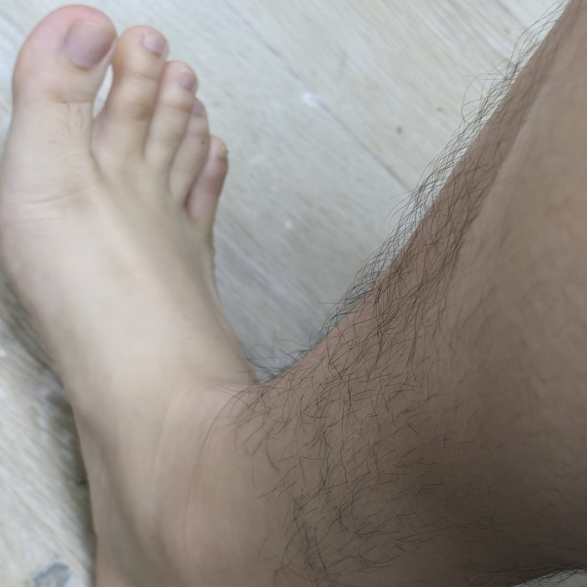 발톱때,먼지,각질 제거 열심히 할 상납노예만ㄱ
open.kakao.com/o/sZ8HkrQh
#풋섭 #상납 #ATM #자지갑 #능욕 #발걸레 #발닦개 #남자발 #발냄새 #흰양말 #풋돔