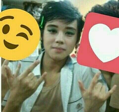 srodulvss's tweet photo. STOP SCROLLING…have u guys seen jihoon in drag makeup yet https://t.co/QAN0JcVMpR