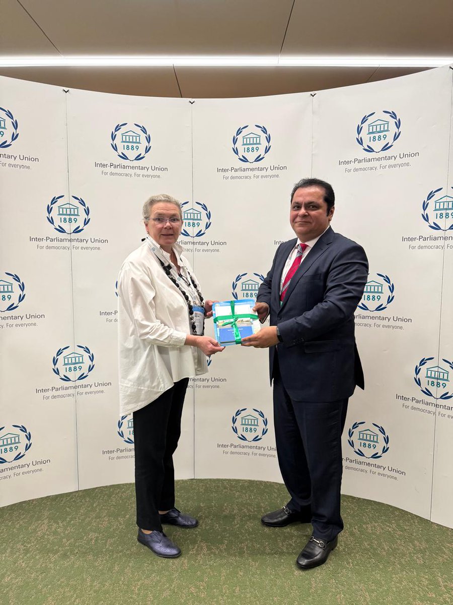 PIPS_GOV's tweet image. IPU and PIPS reiterate Strengthening Global Parliamentary Collaboration
Executive Director PIPS, Mr. Asim Khan Goraya, met with Ms. Norah Babic and her team from the Inter-Parliamentary Union (IPU) on the sidelines of the 151st IPU Assembly in Geneva.
#PIPS #IPU