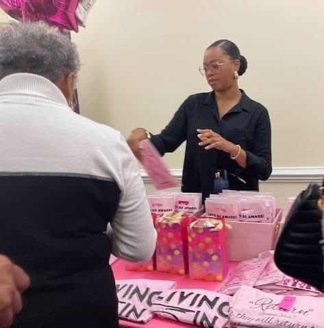 CFamC's tweet image. B. Jacqueline Jeter did a phenomenal job as the CFC guest speaker sharing her journey for the Annual Breast Cancer Awareness Sunday. She has seen the goodness of God and inspired many.🙌🏾 "You don't have to understand the HOW when you know the Who,"  B. Jacqueline Jeter Trust God!