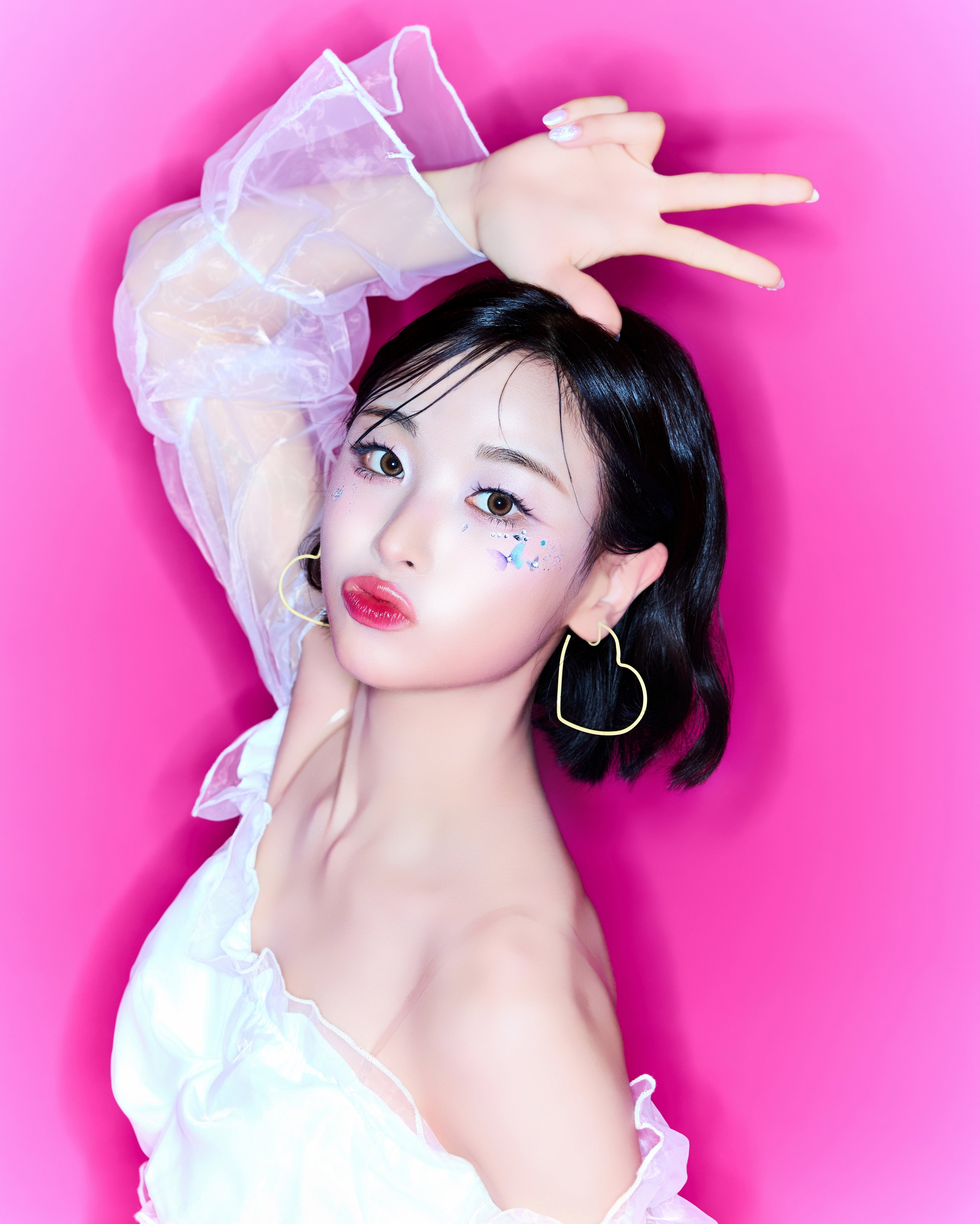 G33N2b0XgAAw242?format=jpg&name=4096x4096