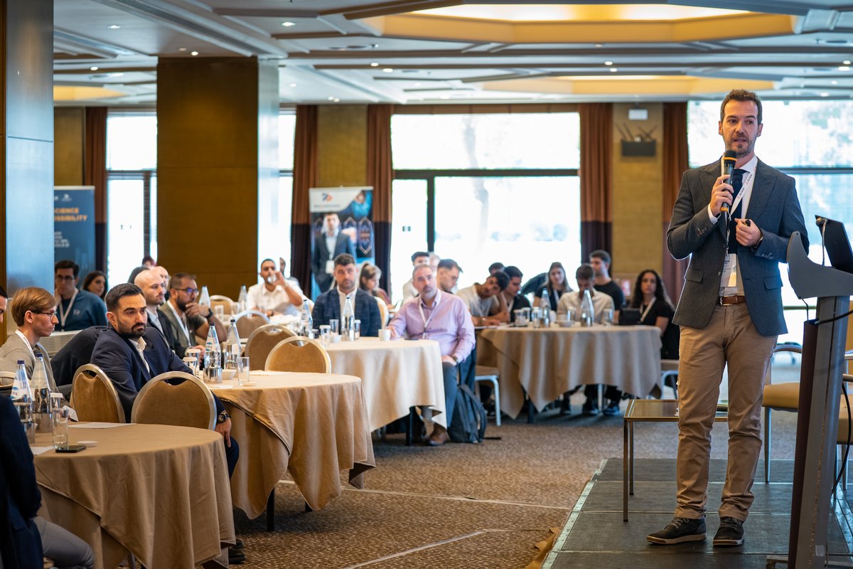 FEACEngineering's tweet image. @FEACEngineering represented by its TEO, Mr. Charilaos Kokkinos, had the pleasure of joining the Altair Technology Conference in Athens.  Following

@Siemens&apos; acquisition of Altair, the two portfolios now merge into the most complete, AI-driven industrial software in the world.🌍