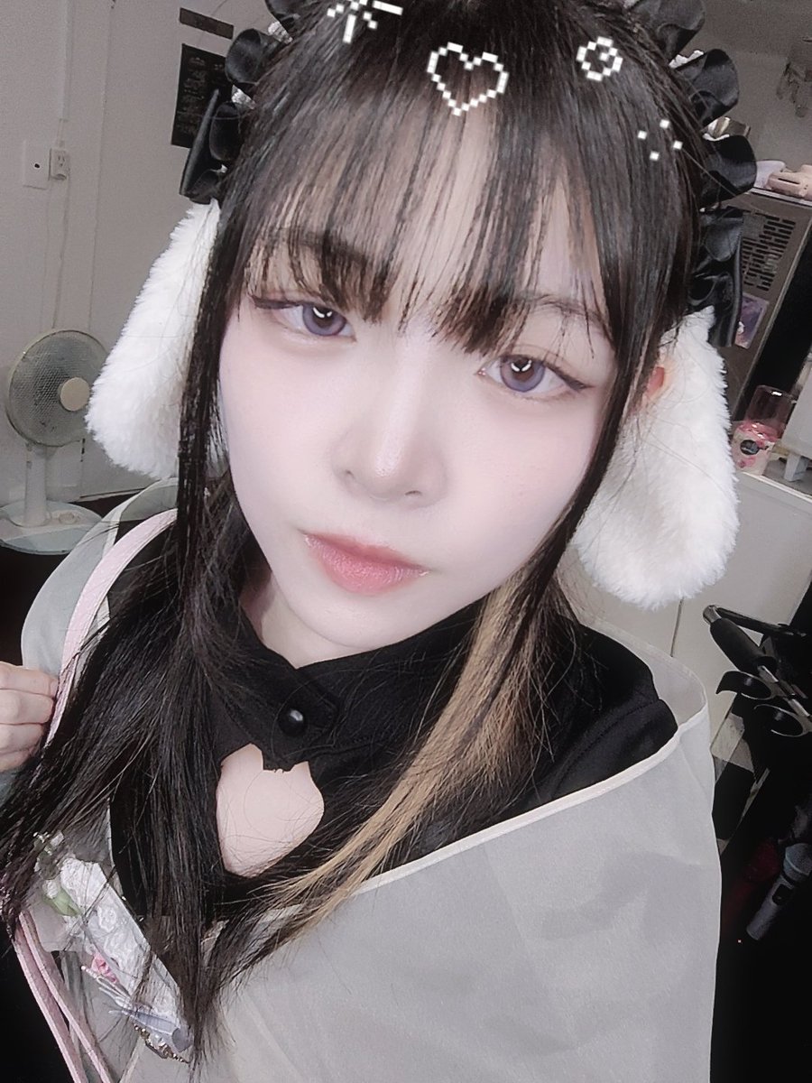 明日！！！！！21時からおります！！！！
過去画使い回しｺﾞﾒﾝ!