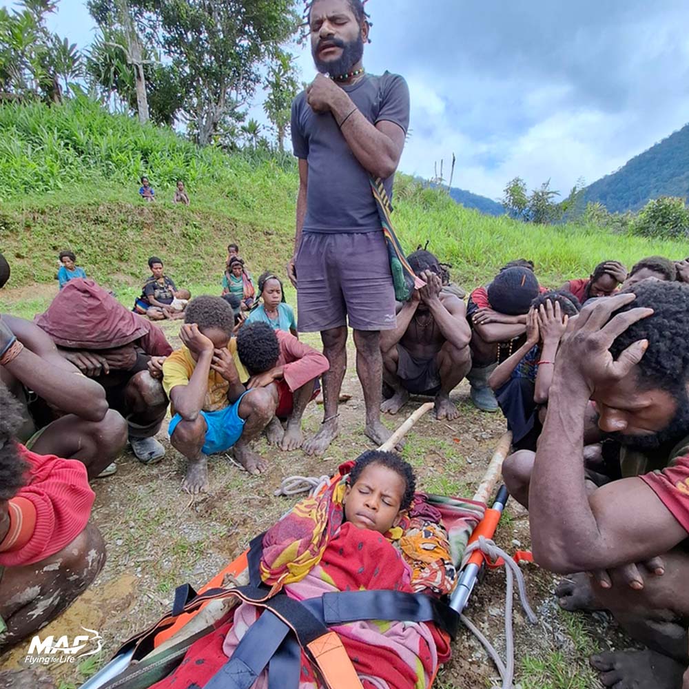 mafcanada's tweet photo. Sarah (not her real name) broker her leg when she fell down a ravine in the remote village of Puluk, in central Papua, Indonesia.
MAF pilot Brian Marx was able to fly her to Sentani where she received emergency treatment at the hospital there.

📷Brian Marx https://t.co/2R2Fmyq3za