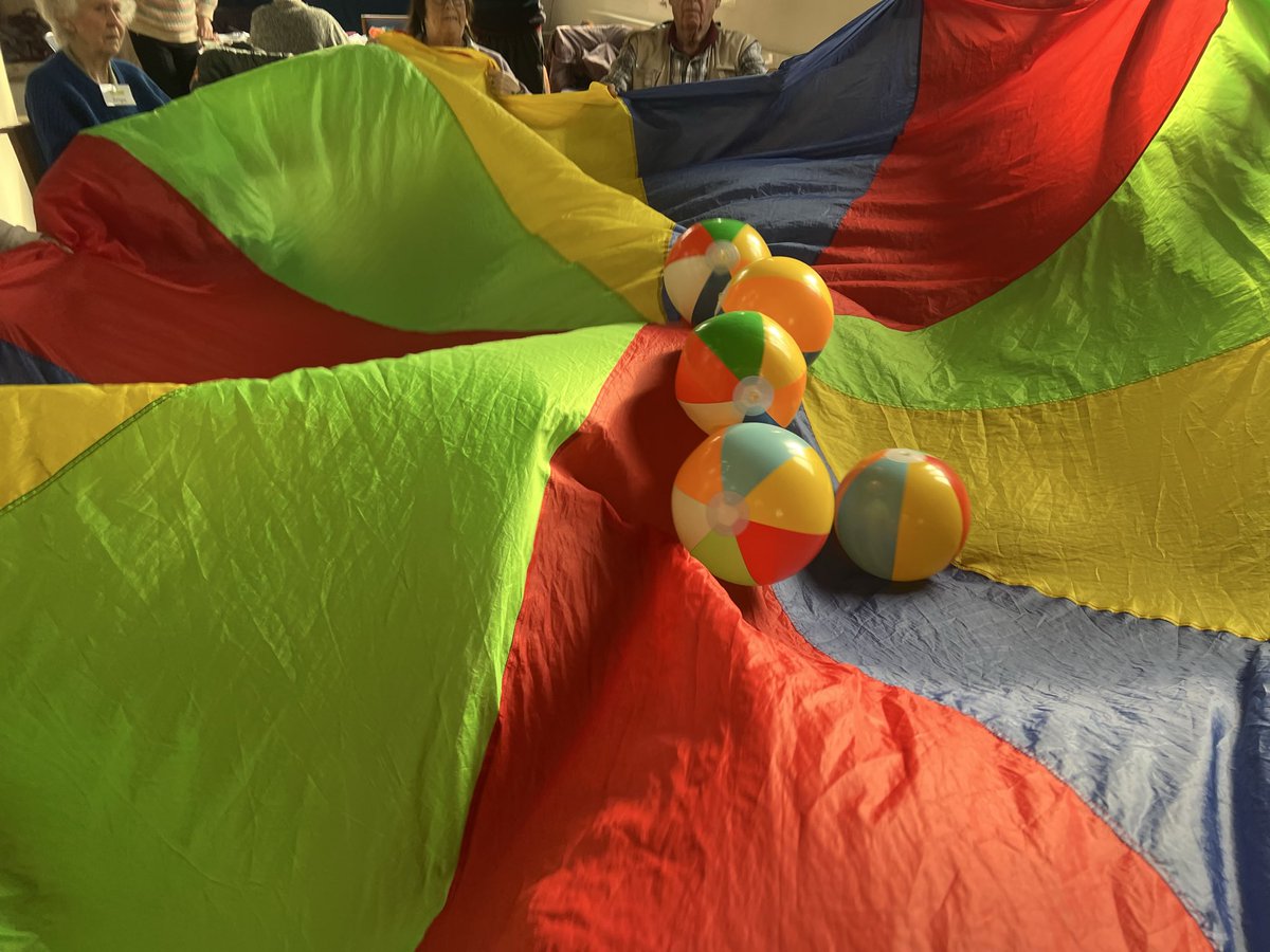 GorillaManFitn1's tweet image. Seated Fitness at Greet, Eat n Meet with Collingham Parish Council at South Scarle Community Centre this morning 💪🏋️♀️ #seatedfitness #communityproject #fitnessjourneycontinues2025 #adaptivefitness #greeteatmeet