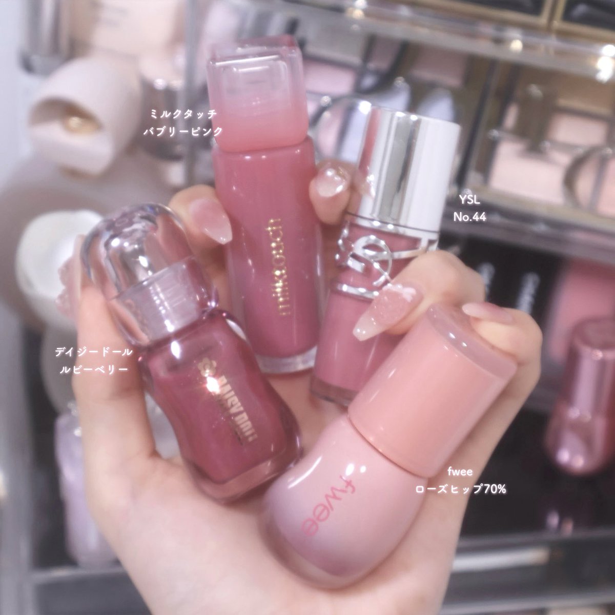 cu_xli's tweet photo. ←今ぜっっったい買うべき暗め涙袋コスメ
          →今ぜっっったい買うべきちゅるグロス https://t.co/52WWpWcMyh