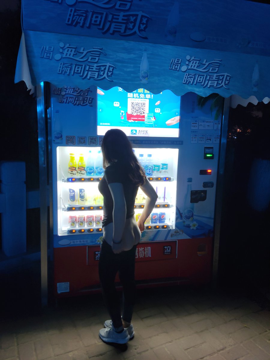 幸福的颜色 tweet media