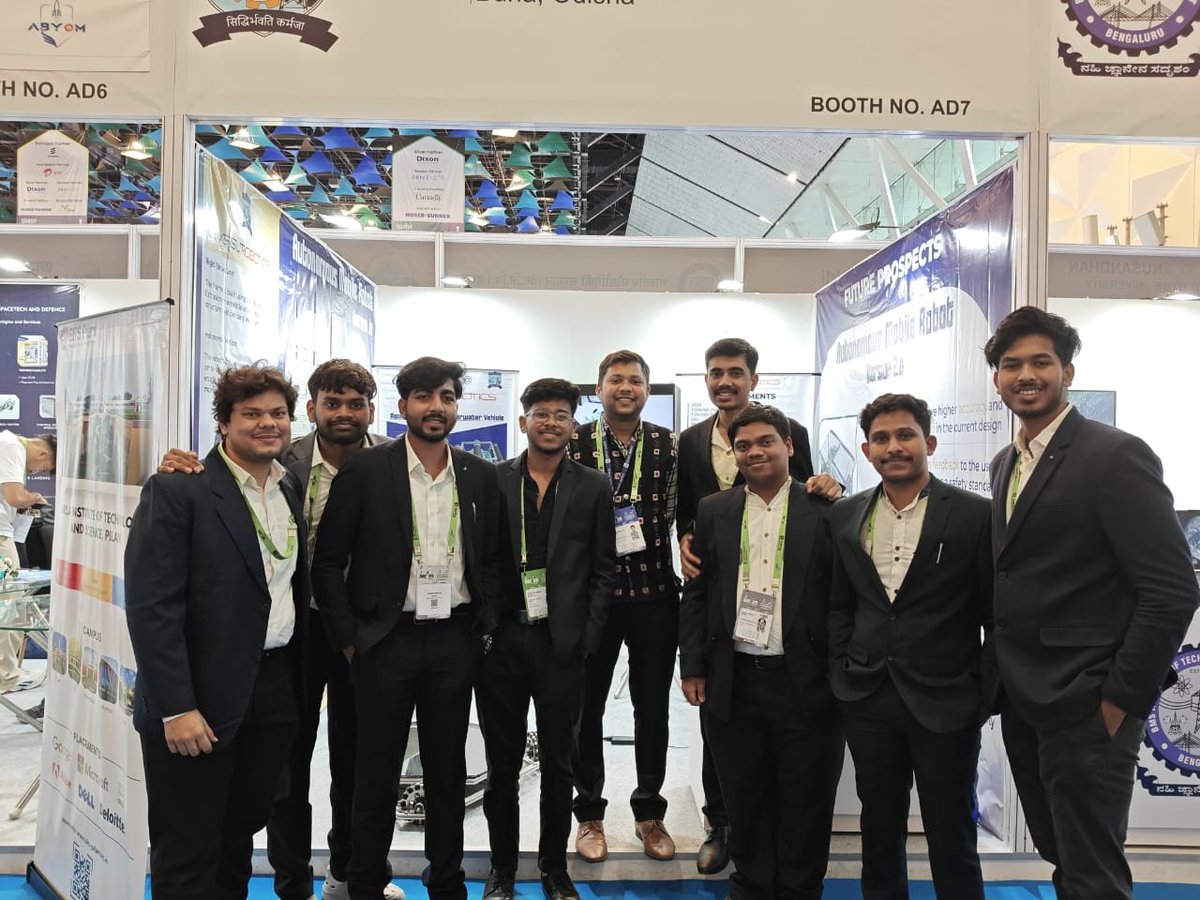 VSSUT_official's tweet photo. @MahalingMukesh #VSSUT Delegation from @societyrobotics  at #IMC2025 https://t.co/uKvjmkURJl