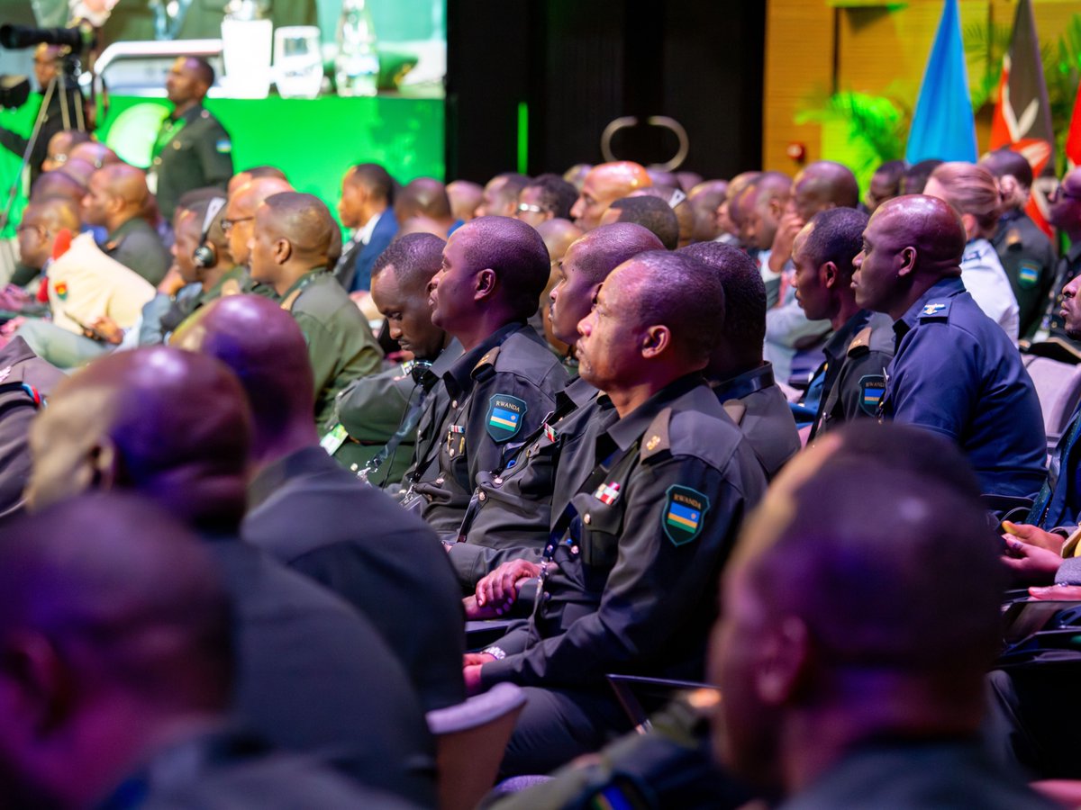The fourth and final session of the Land Forces Commanders Symposium focused on the theme: “Enhancing interoperability among Land Forces in Africa and beyond.” The speakers highlighted that no country can operate in isolation in responding to current complex security challenges.