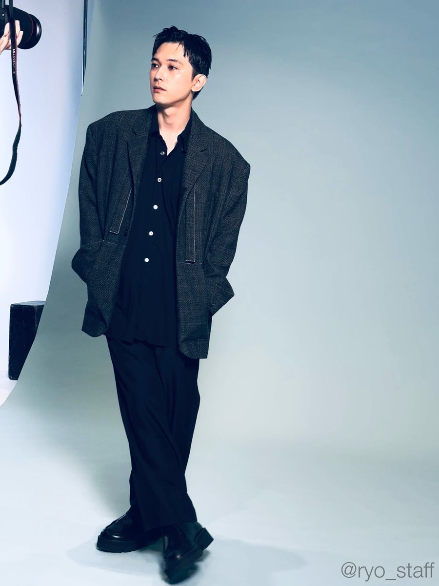 08sircus レザージャケット 吉沢亮も着用！！ 吉沢亮の私服 11月17日発売「美ST（美スト）」1月号の表紙衣装です