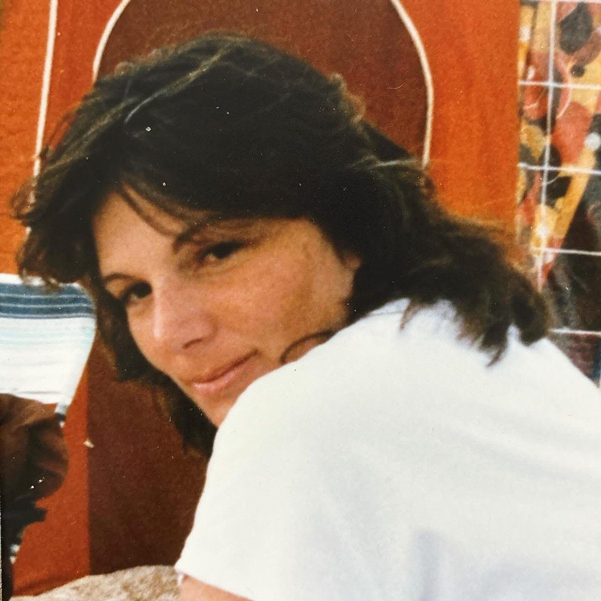 MandaMilo's tweet image. You taught me kindness, strength, and unconditional love. 
You showed me it’s okay to stand by my beliefs, even if not everyone agrees. 
I know that as long as I live with empathy, I know you’d be proud and to me, yours is the only opinion that matters.

I’ll love you forever.