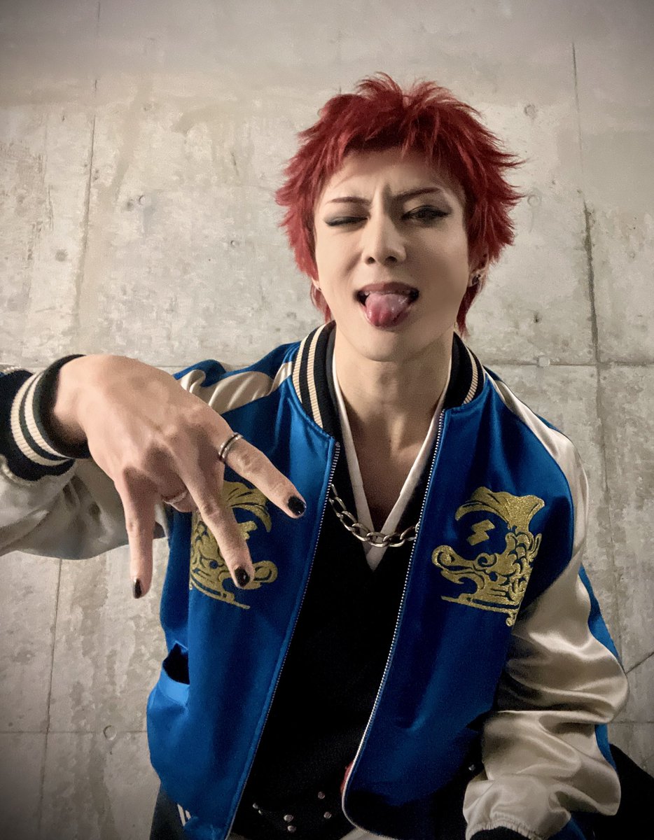 『ヒプノシスマイク -Division Rap Battle-』Rule the Stage
《Buster Bros!!! ＆ Bad Ass Temple feat. 糸の会 ＆ WESTEND-MAFIA》

本日も2公演誠にありがとうございました。

舞台上がさいっこうに楽しいです。

明日もよろしくお願いします！
#ヒプステ