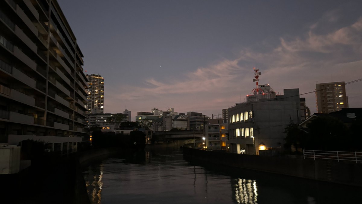 DesignEngineerZ's tweet image. おはようございます！
今日は新しい方が入社されるので朝からドキドキ
仲良くなれますように🐥
#エンジニア #エンジニアと繋がりたい #企業公式相互フォロー #企業公式秋のフォロー祭り #企業公式さんと繋がりたい #企業公式が地元の天気を言い合う #企業公式が朝の挨拶を言い合う #企業公式つぶやき部