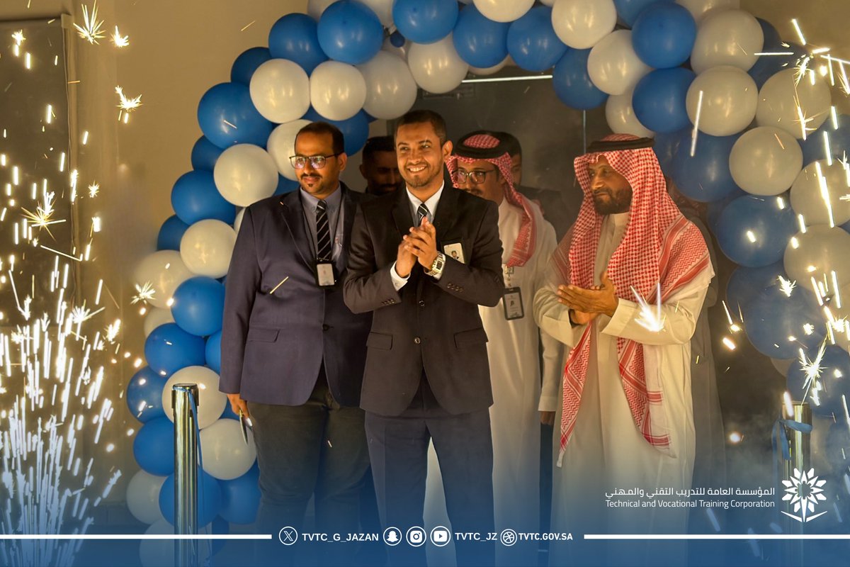 tvtc_g_jazan's tweet photo. 📸| تغطية 

تدشين صالة الأنشطة برعاية سعادة عميد الكلية. 

#التدريب_التقني_بجازان
#التدريب_التقني https://t.co/2OtDMuJsyv